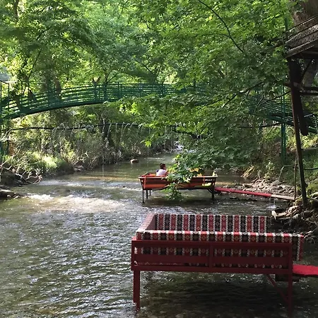 Yoeruek Park